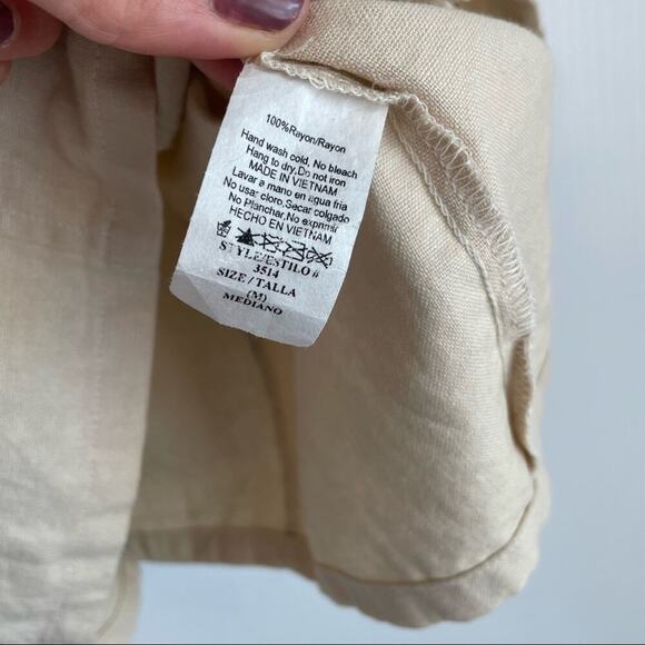 Madeline& Monroe button front casual dress cross cross strappy back Medium cream - Picture 5 of 7